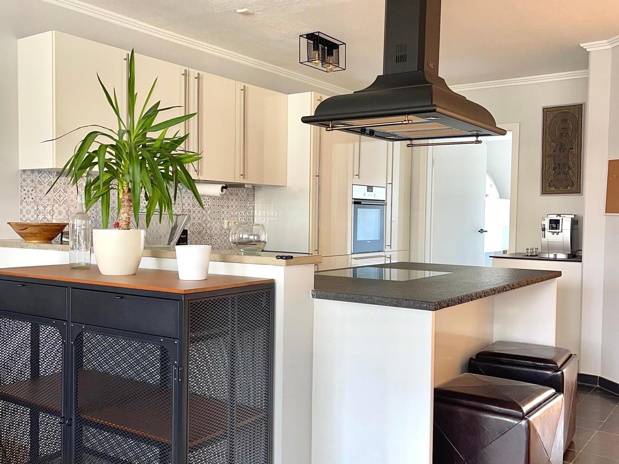 Modernes Designer Apartment Mit Balkon 5 Min Zum Oktoberfest & City *