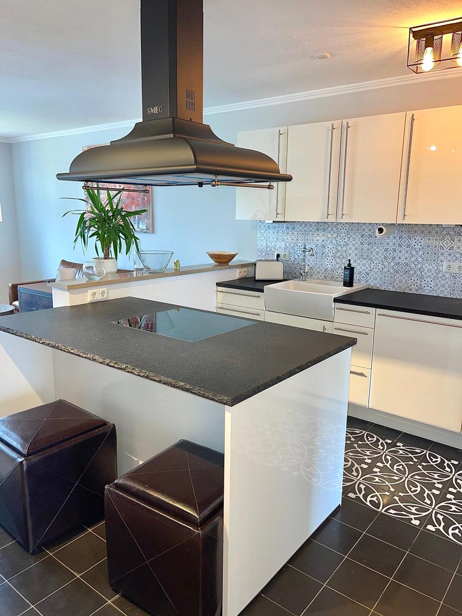 Apartment Modernes Designer Apartment Mit Balkon 5 Min Zum Oktoberfest & City