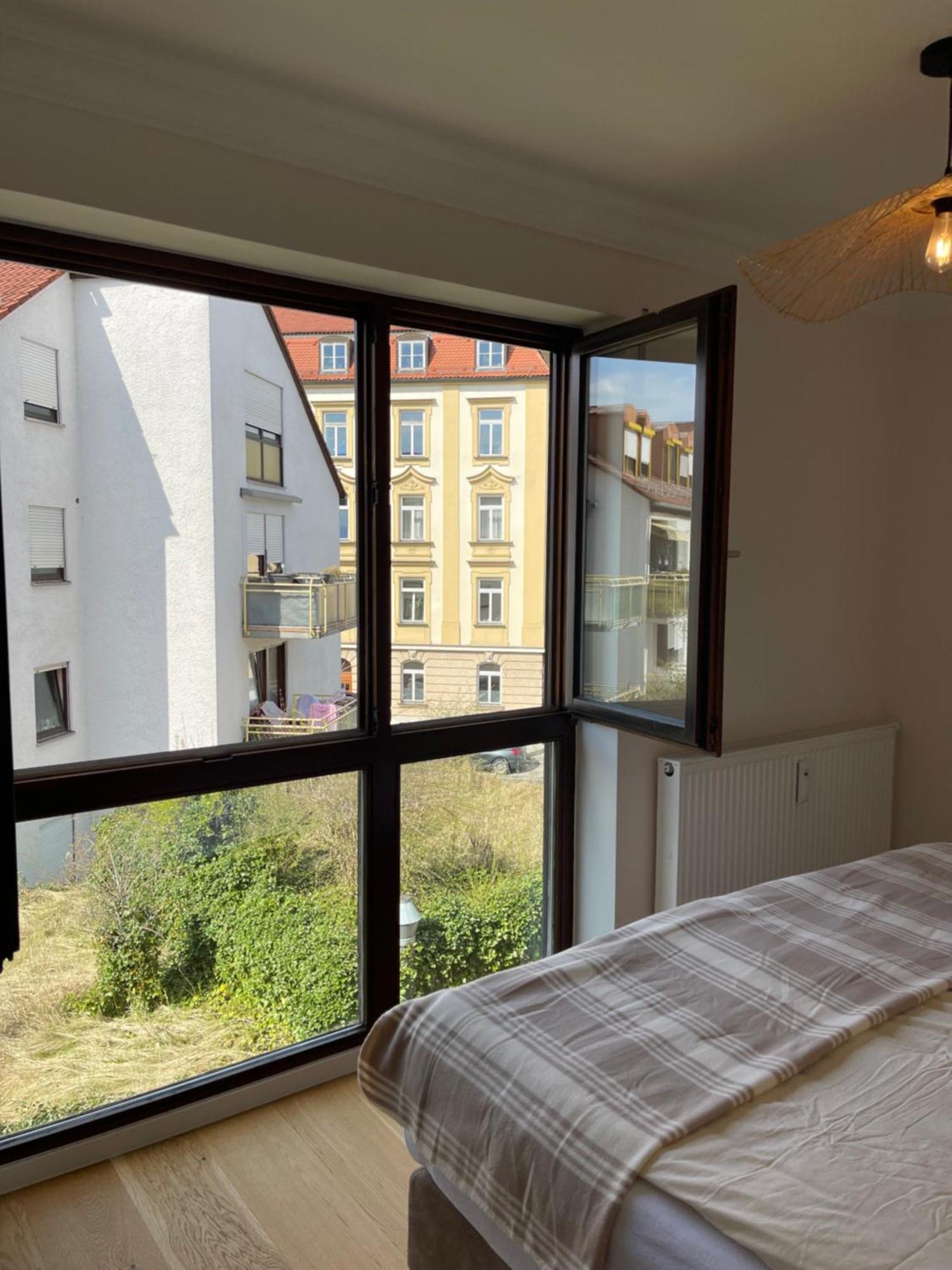 Apartment Modernes Designer Apartment Mit Balkon 5 Min Zum Oktoberfest & City *